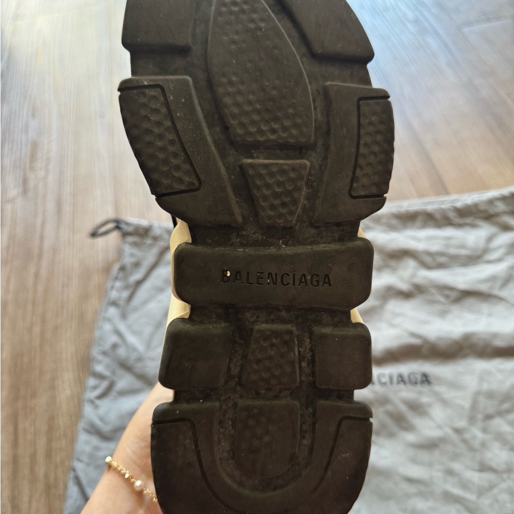 Balenciaga Women's Black and White Sock Sneakers - Picture 5 of 6